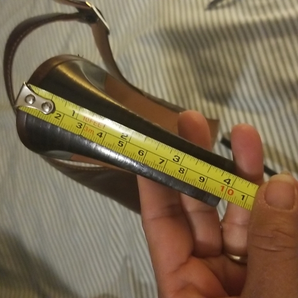 ✔Joan & David sling back brown shoes - Picture 5 of 5